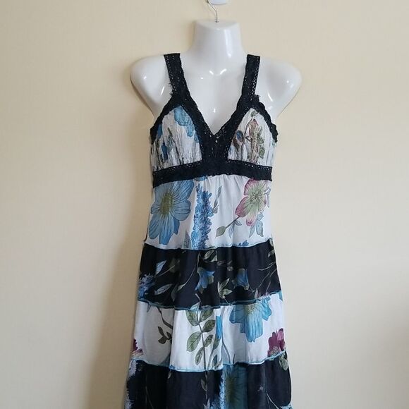 đ
șSignature JMD Floral DressâSzâlarge - Picture 4 of 11